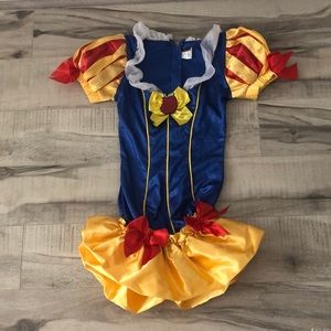 Snow White Halloween costume by Leg Avenue